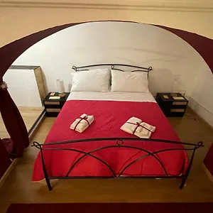 bovio-prestige-apartments-catania.taorminaitalyhotels.com/