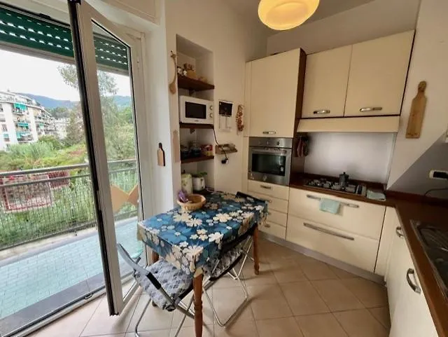 Casa De Los Amigos Rapallo Apartment